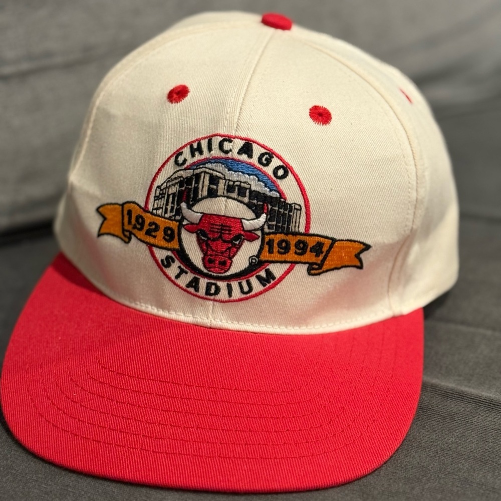 Vintage 90s Chicago Stadium Anniversary Chicago Bulls Snapback Hat